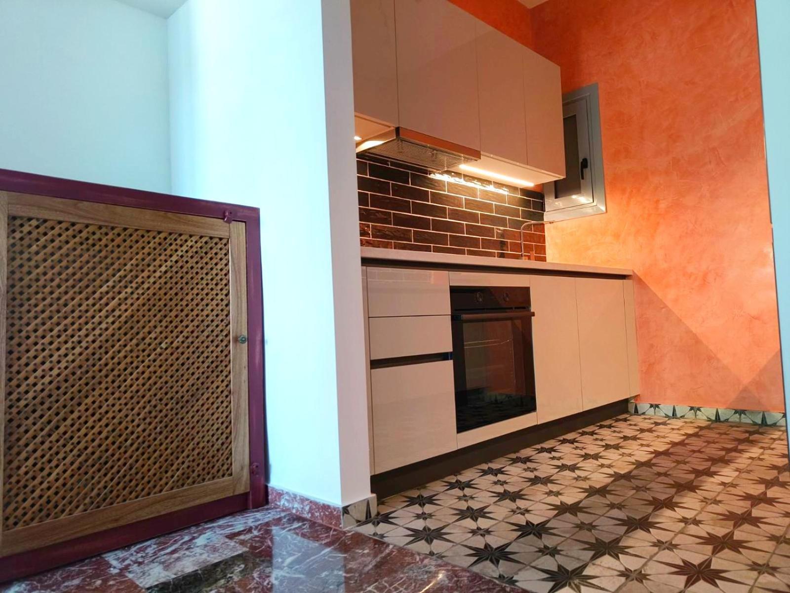 Stylish Artistic Flat With View, Three Min To Metro Appartement Athene Buitenkant foto
